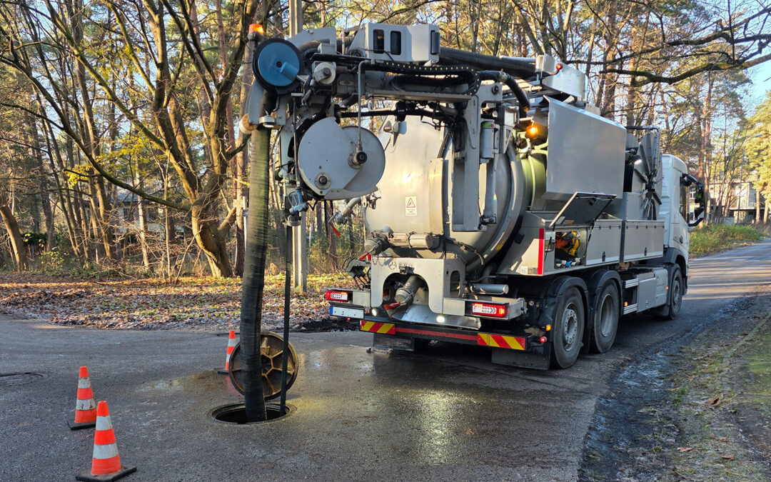 Hydrovac vs. Air Excavation: Which Non-Destructive Digging Method Is Right for Your Project?